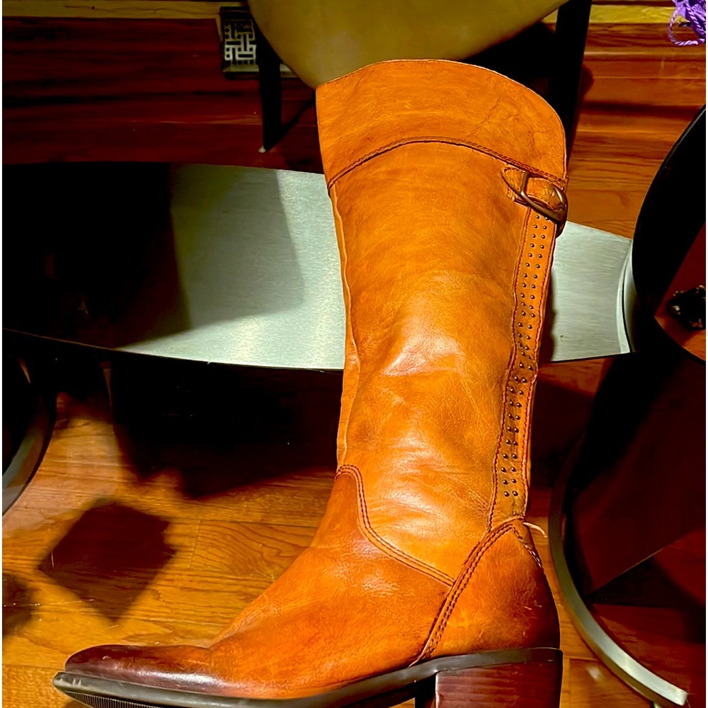Slightly worn adorable Vince Camuto  over the knee boot…. Minor blemish on heel